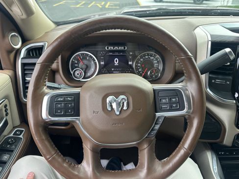 Used 2019 RAM 2500 Laramie image 12