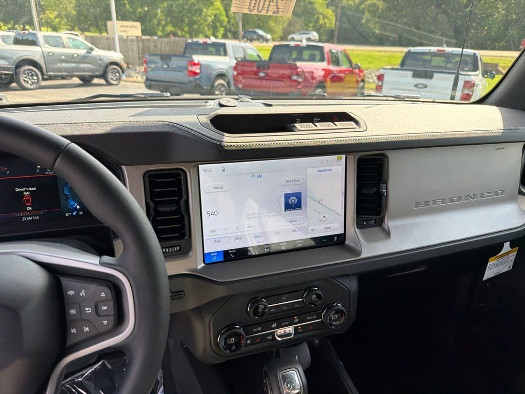 New 2026 Ford Bronco Outer Banks AWD/4WD image 16