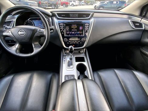 Used 2023 Nissan Murano SV image 14
