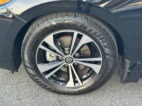 Used 2023 Nissan Sentra SV w/ All-Weather Package FWD image 8
