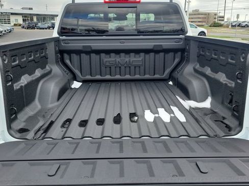 New 2026 GMC Canyon Elevation w/ Convenience Package image 8