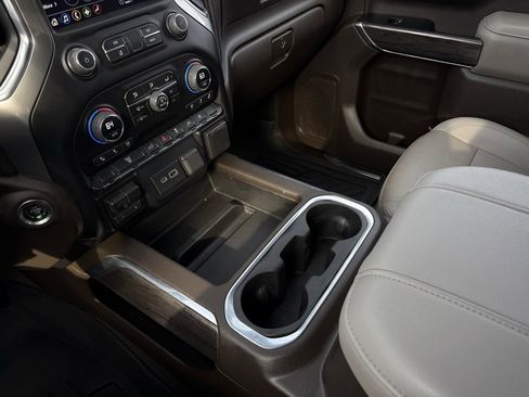 Used 2023 Chevrolet Silverado 2500 LTZ w/ LTZ Convenience Package image 20