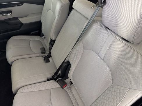Used 2023 Honda Pilot LX image 31
