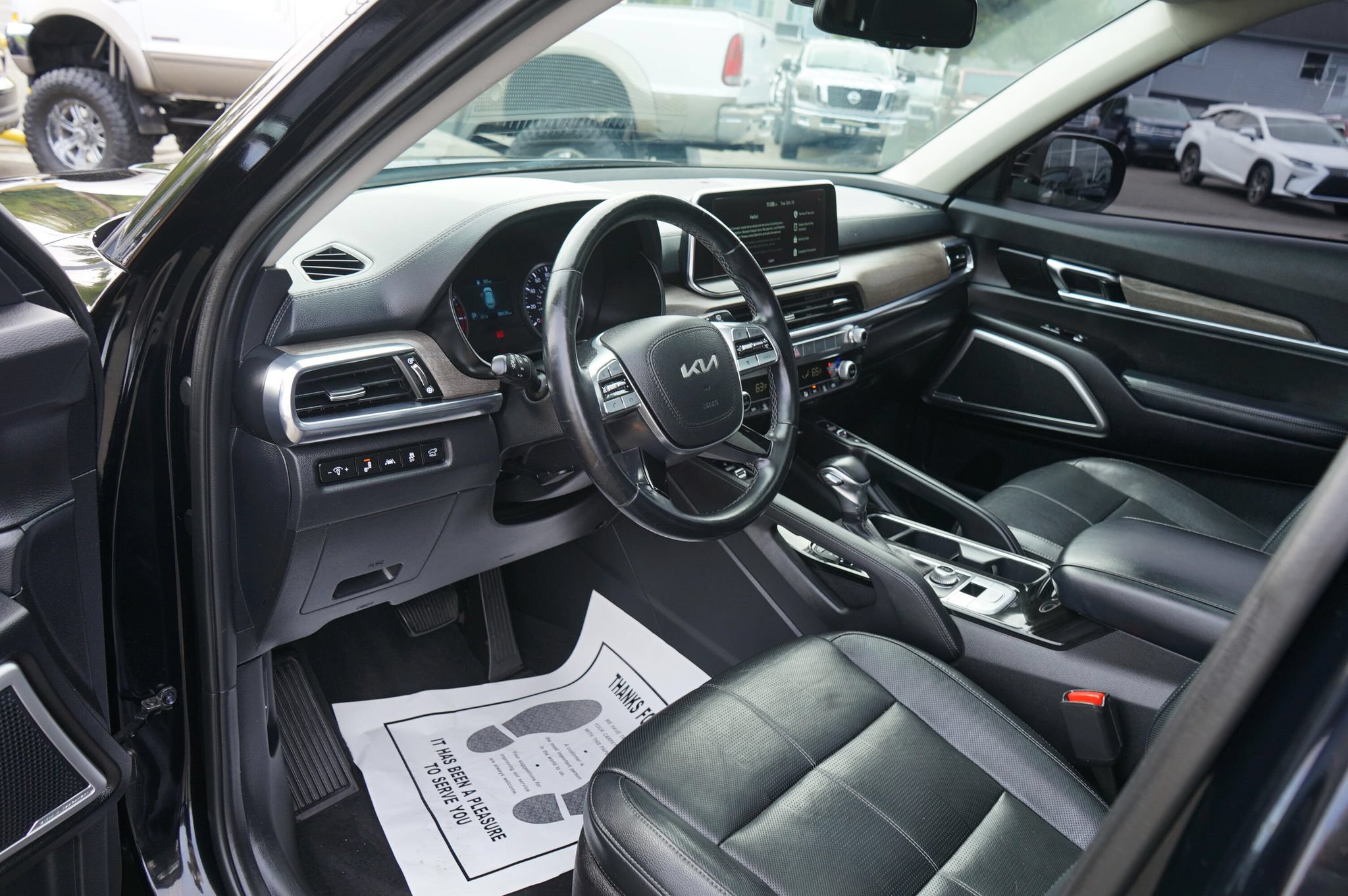 Used 2022 Kia Telluride EX w/ EX Premium Package AWD/4WD image 14