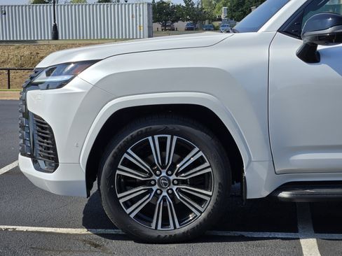 New 2025 Lexus LX 700h Luxury w/ Appearance Package image 5