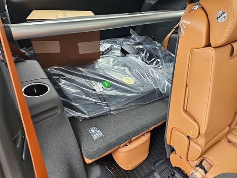 New 2026 Genesis GV80 3.5T Prestige AWD/4WD image 29