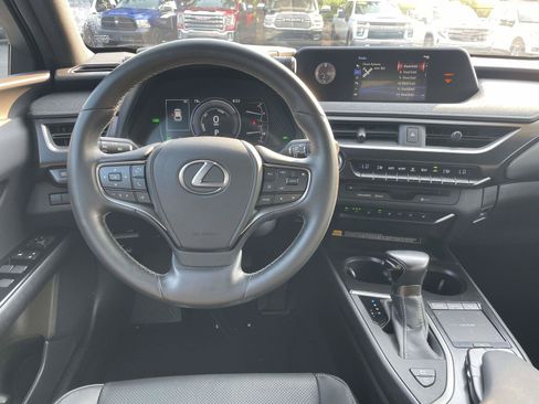 Used 2022 Lexus UX 250h w/ Premium Package AWD/4WD image 14