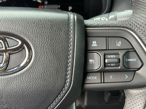 New 2026 Toyota Tundra Limited AWD/4WD image 31