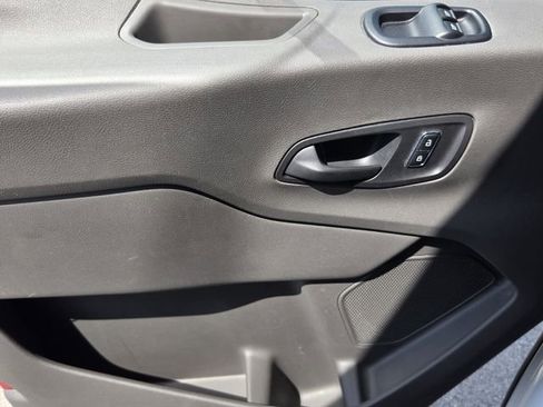 Used 2024 Ford Transit 350 XLT image 28