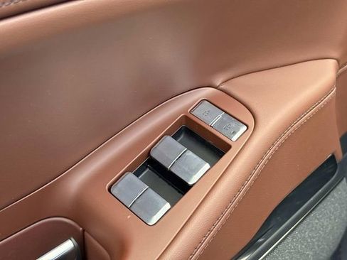 New 2025 Lincoln Navigator L Reserve AWD/4WD image 24