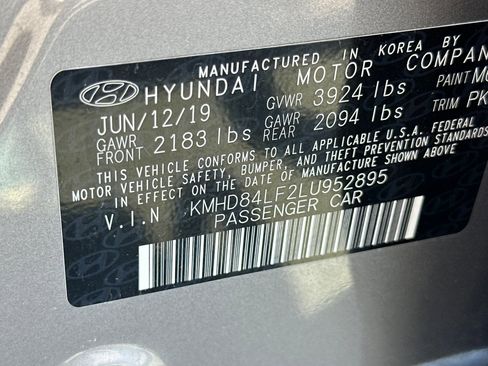 Used 2020 Hyundai Elantra Value Edition FWD image 29