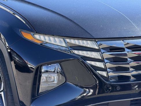 Certified 2023 Hyundai Tucson Limited AWD/4WD image 13