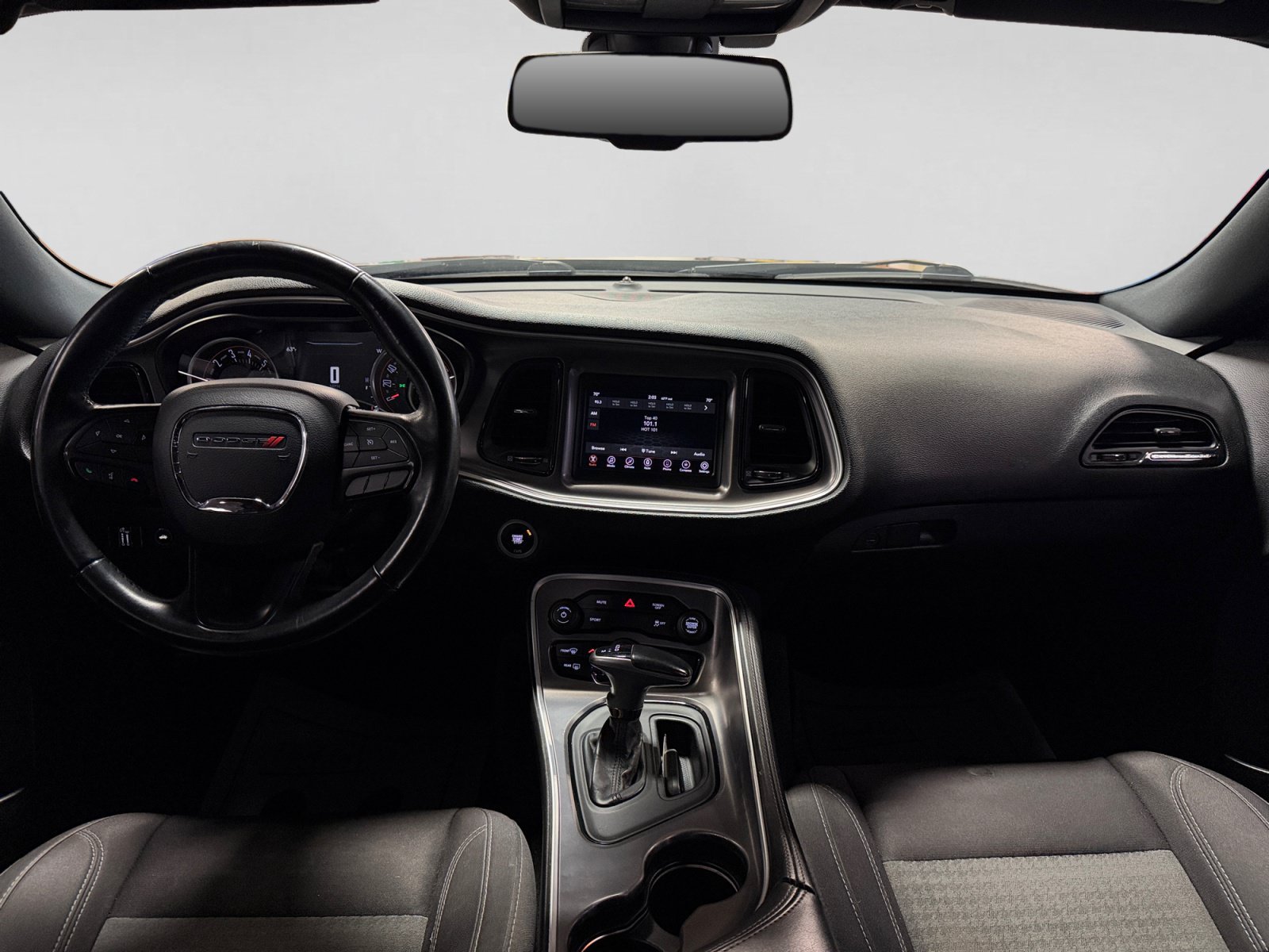 Used 2019 Dodge Challenger SXT RWD image 15