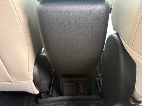 Used 2024 Buick Encore GX Avenir w/ Avenir Convenience Package AWD/4WD image 19