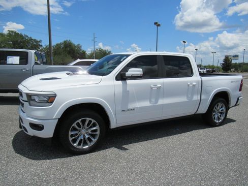 Used 2022 RAM 1500 Laramie AWD/4WD image 5