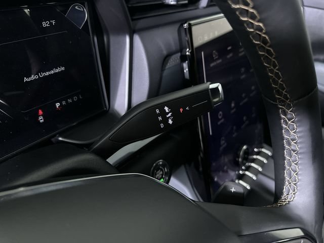 New 2027 GMC Terrain AT4 w/ Convenience Package III AWD/4WD image 17