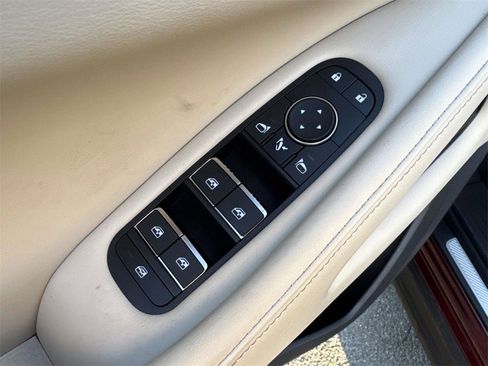 Used 2024 INFINITI QX60 Luxe image 17