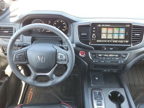 Used 2024 Honda Ridgeline TrailSport image 32