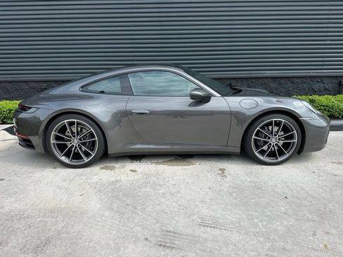 Certified 2022 Porsche 911 Carrera RWD image 11