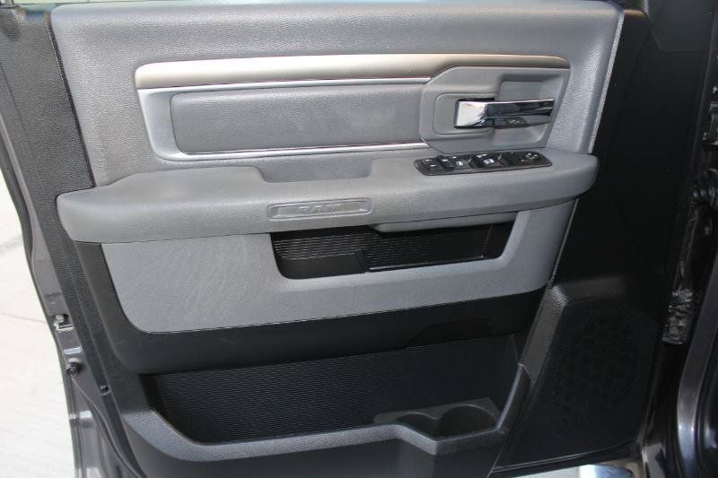 Used 2017 RAM 1500 Big Horn RWD image 12