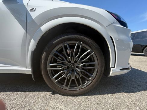 Used 2024 Lexus RX 500h F Sport w/ Convenience Package AWD/4WD image 25