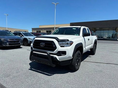 Used 2020 Toyota Tacoma SR w/ SX Package AWD/4WD image 1