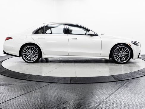 Certified 2023 Mercedes-Benz S 580 4MATIC Sedan image 37