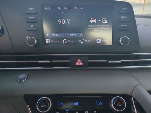 New 2026 Hyundai Elantra SEL Sport image 19