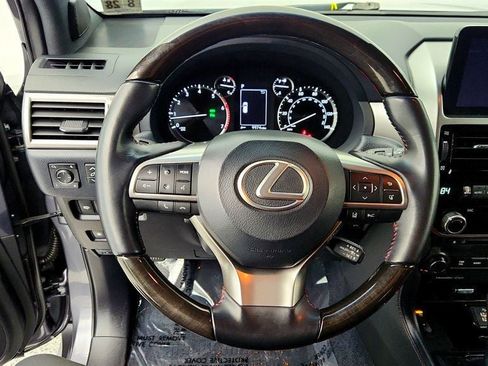 Used 2023 Lexus GX 460 Premium image 14
