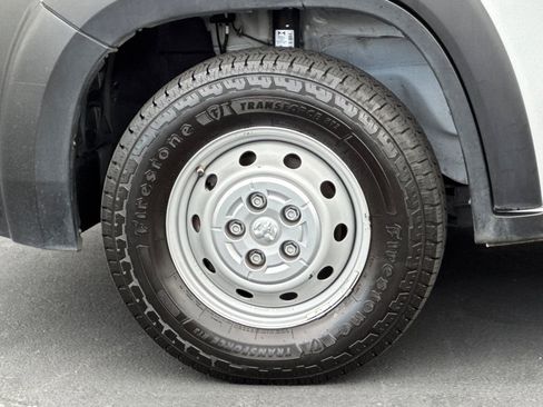 Used 2023 RAM ProMaster 2500 FWD image 29