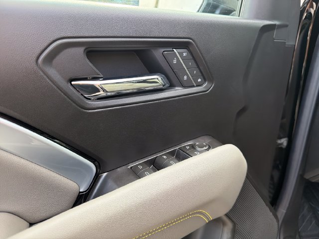 New 2026 Chevrolet Colorado ZR2 w/ Technology Package AWD/4WD image 22