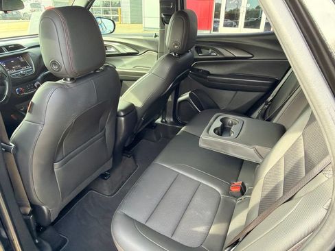 Used 2022 Chevrolet TrailBlazer RS FWD image 17