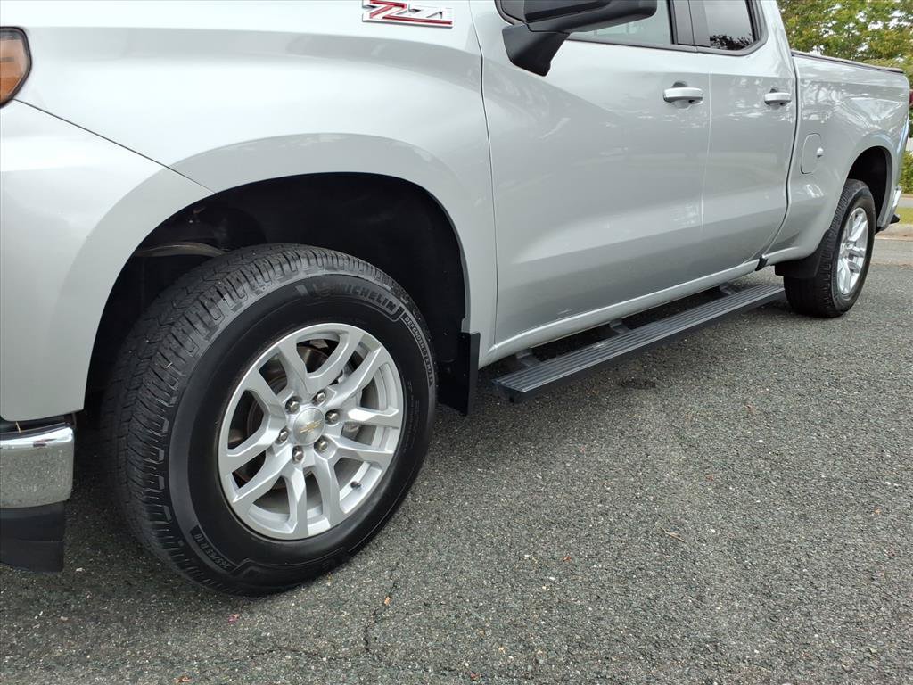 Used 2020 Chevrolet Silverado 1500 LT w/ All-Star Edition AWD/4WD image 10