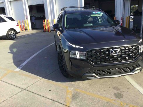 Used 2022 Hyundai Santa Fe XRT FWD image 2