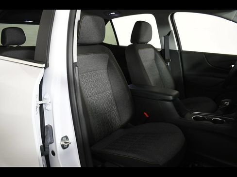 Used 2024 Chevrolet Equinox LT AWD/4WD image 27