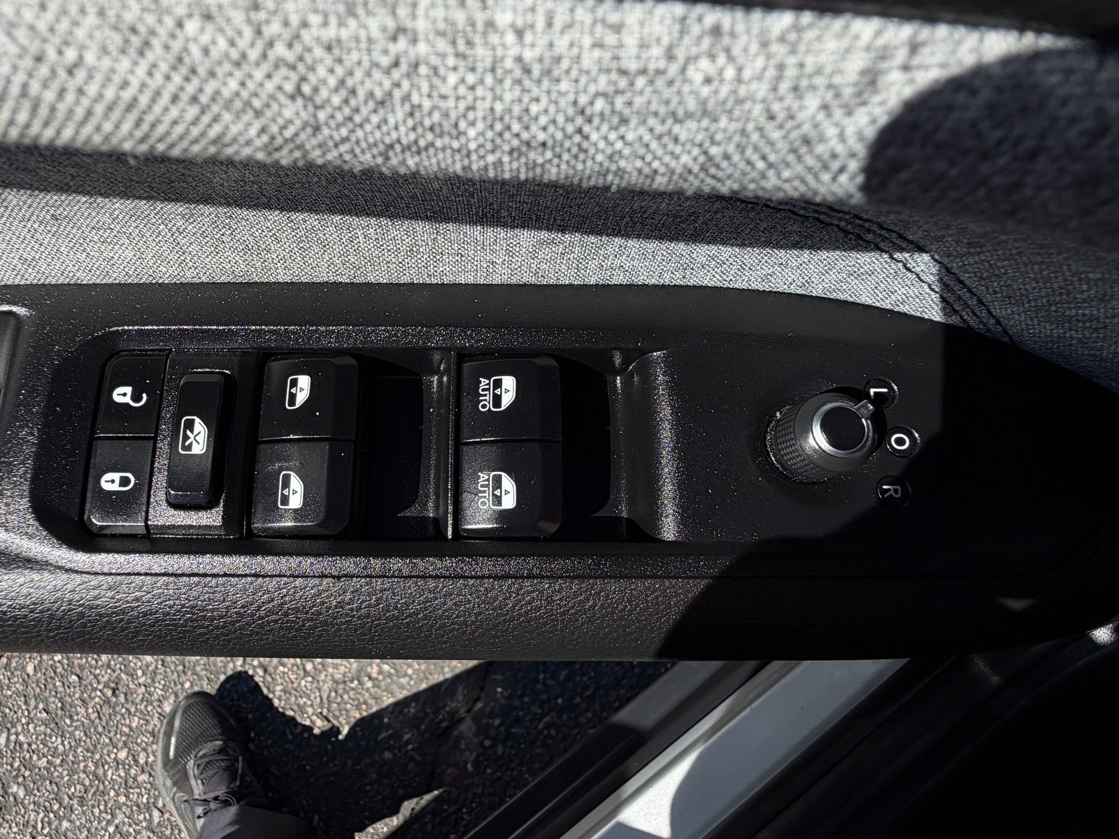 Used 2024 Jeep Compass Latitude AWD/4WD image 17