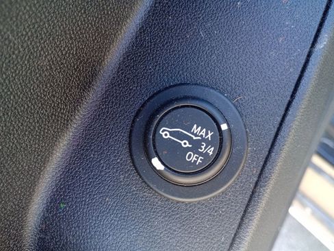 Used 2020 Chevrolet Equinox LT image 9