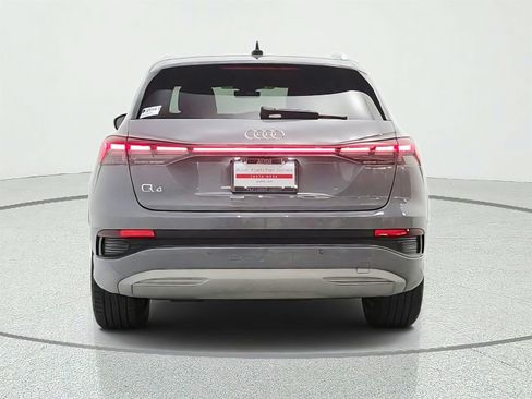 Used 2023 Audi Q4 e-tron Premium Plus w/ Premium Plus RWD image 6