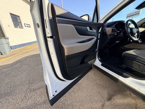 Used 2019 Hyundai Santa Fe SE FWD image 26