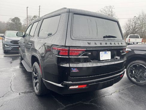 New 2025 Jeep Wagoneer Series II w/ Convenience Group I image 7