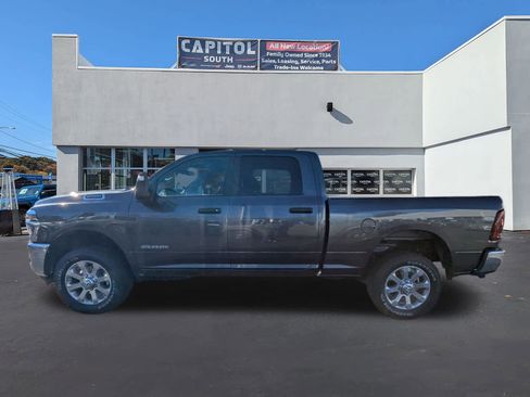 New 2026 RAM 2500 Big Horn AWD/4WD image 5
