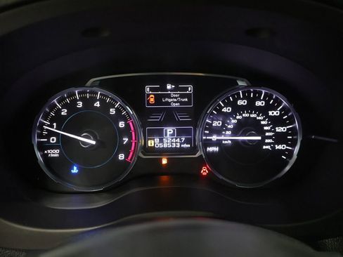 Used 2018 Subaru Forester 2.5i Limited AWD/4WD image 2