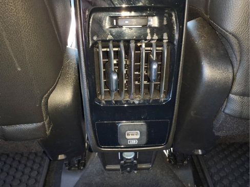 Used 2025 Jeep Compass Trailhawk AWD/4WD image 15