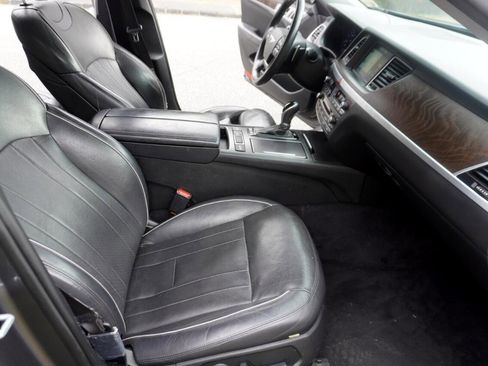 Used 2015 Hyundai Genesis 5.0 image 23