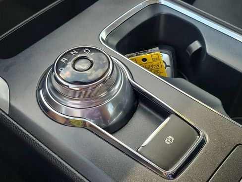 Certified 2020 Ford Fusion SE FWD image 28