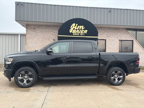 Used 2022 RAM 1500 Big Horn w/ Built-to-serve Edition image 2