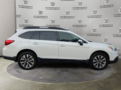 Used 2017 Subaru Outback 2.5i Limited image 6
