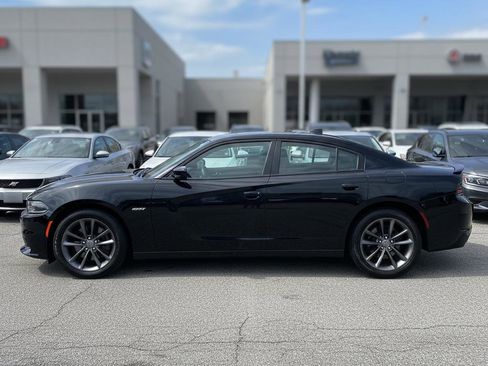 Used 2023 Dodge Charger SXT RWD image 3