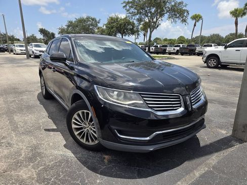 Used 2016 Lincoln MKX Select FWD image 2