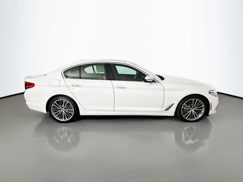Used 2018 BMW 530i RWD image 8